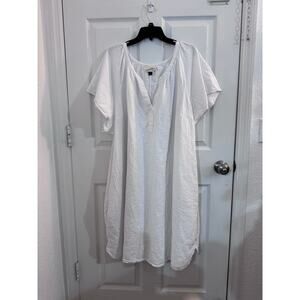 Universal Thread Women's White Dress size 4X